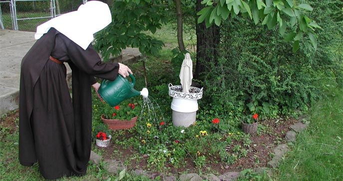 Soeurs Carmélites Déchaussées Cloitrées - Alep